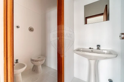 Escritório para Venda em Cidade da Maia