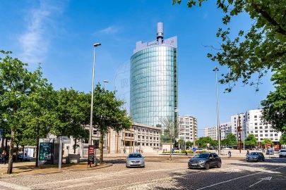 Escritório para Venda em Cidade da Maia