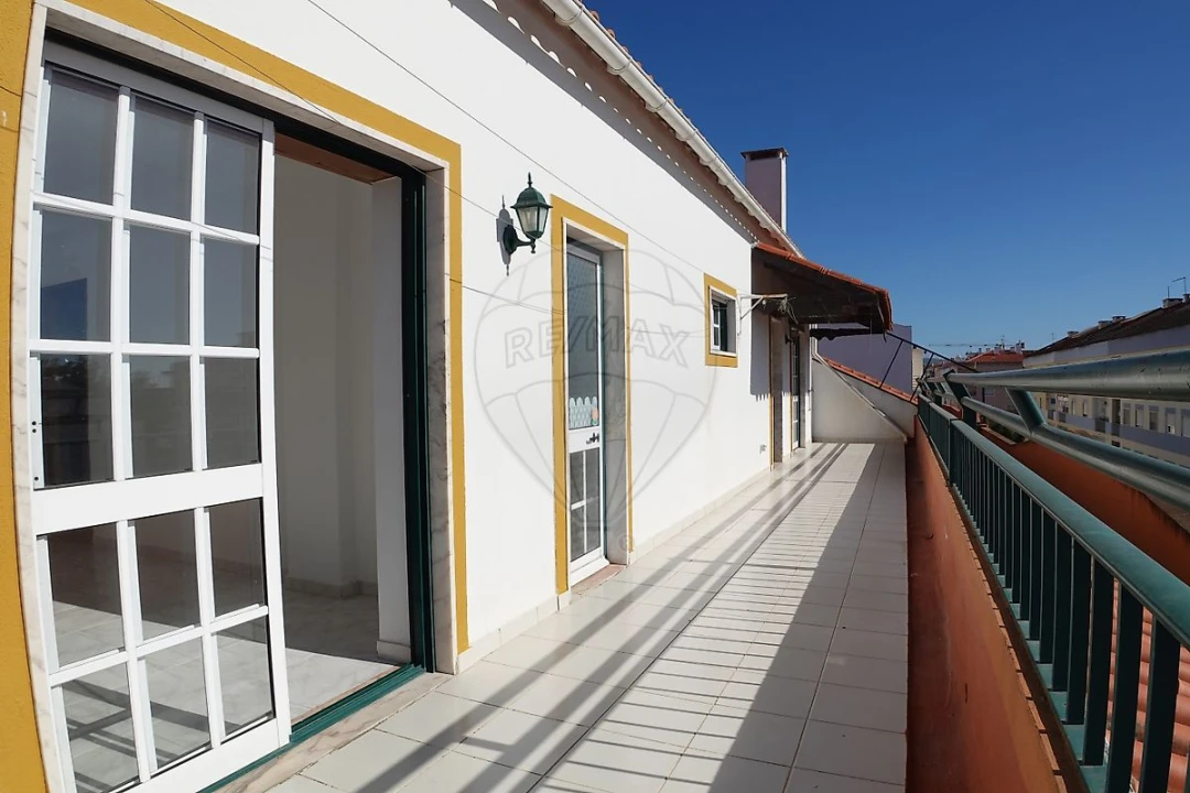 Apartamento T3 para Venda em Pinhal Novo Foto 5