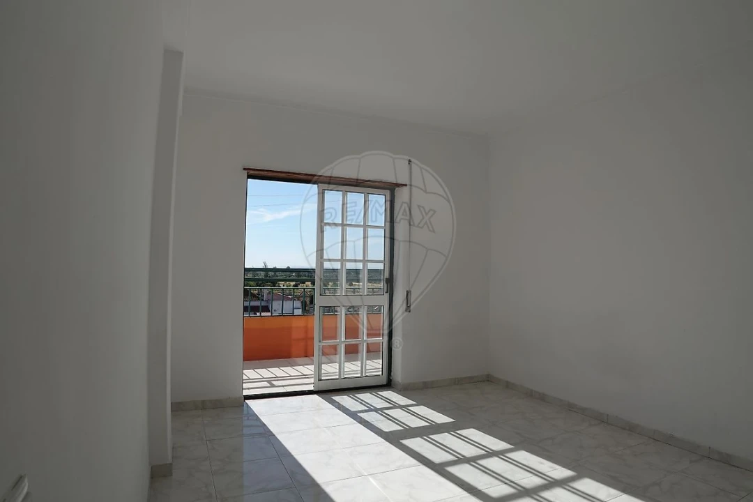 Apartamento T3 para Venda em Pinhal Novo Foto 23