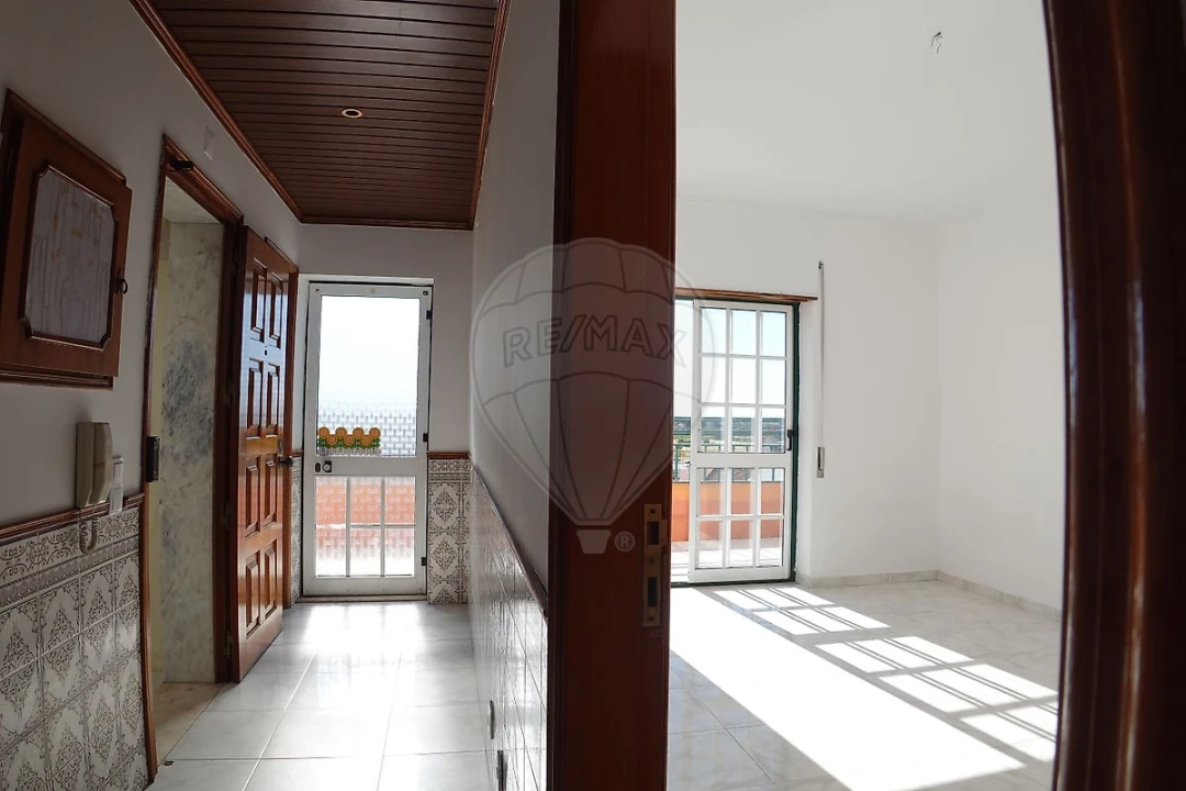 Apartamento T3 para Venda em Pinhal Novo Foto 14