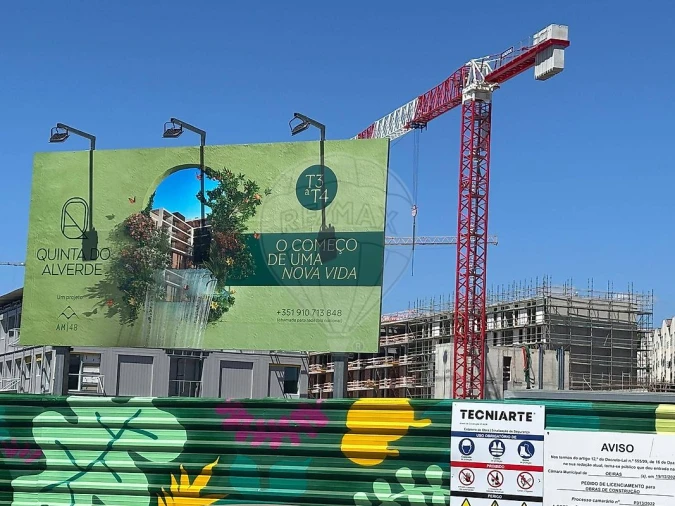 Apartamento T2 para Venda em Carnaxide e Queijas Foto 24