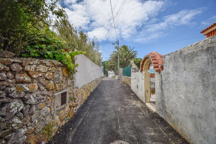 Moradia T2 para Venda em Colares Foto 21