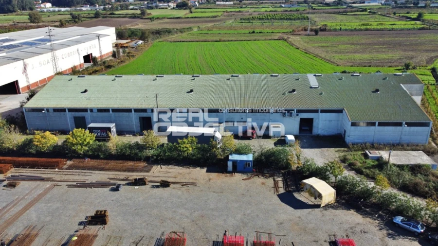 Armazém para Arrendamento em Folgosa Foto 13