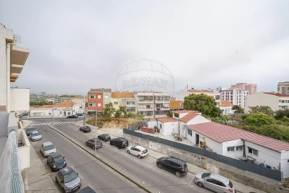 Apartamento T2 para Venda em União das Freguesias de Setúbal