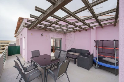 Apartamento T2 para Venda em União das Freguesias de Setúbal