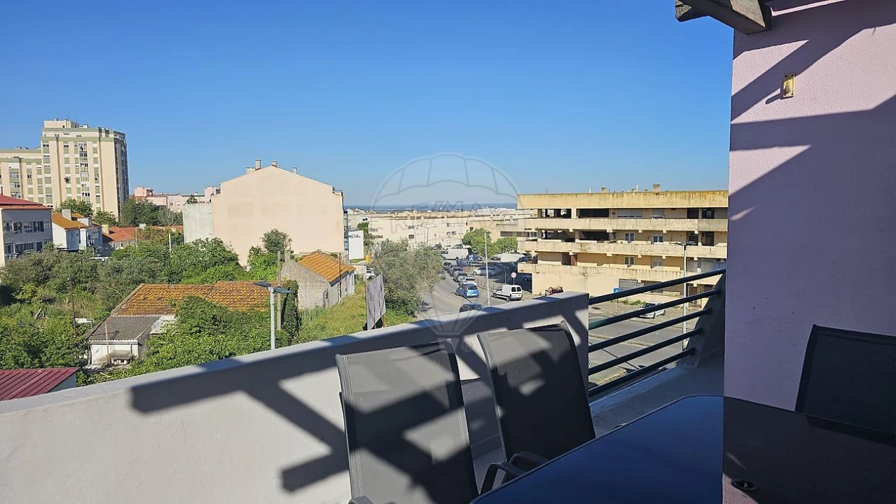 Apartamento T2 para Venda em União das Freguesias de Setúbal Foto 1