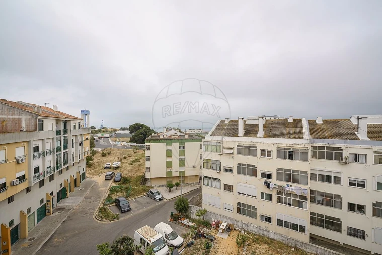 Apartamento T2 para Venda em União das Freguesias de Setúbal Foto 19