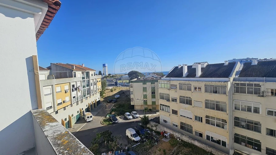 Apartamento T2 para Venda em União das Freguesias de Setúbal Foto 6