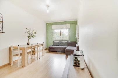 Apartamento T2 para Venda em Mina de Água