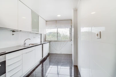 Apartamento T2 para Venda em Mina de Água