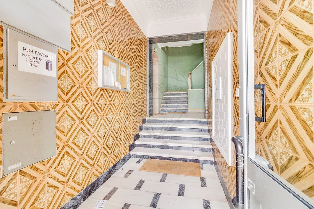 Apartamento T2 para Venda em Mina de Água Foto 13