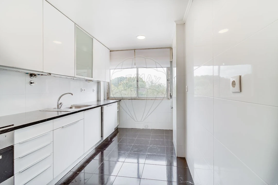 Apartamento T2 para Venda em Mina de Água Foto 6