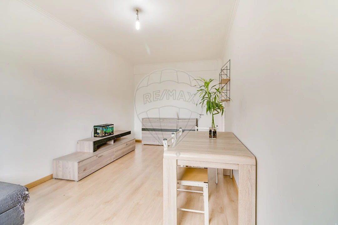 Apartamento T2 para Venda em Mina de Água Foto 10