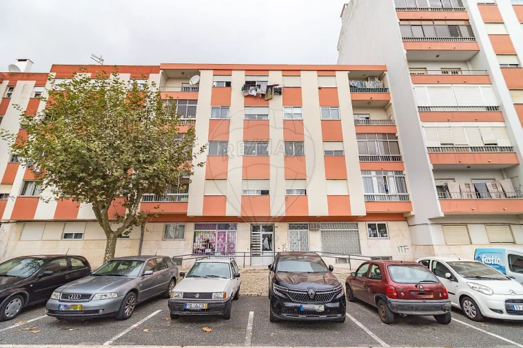 Apartamento T2 para Venda em Mina de Água Foto 15