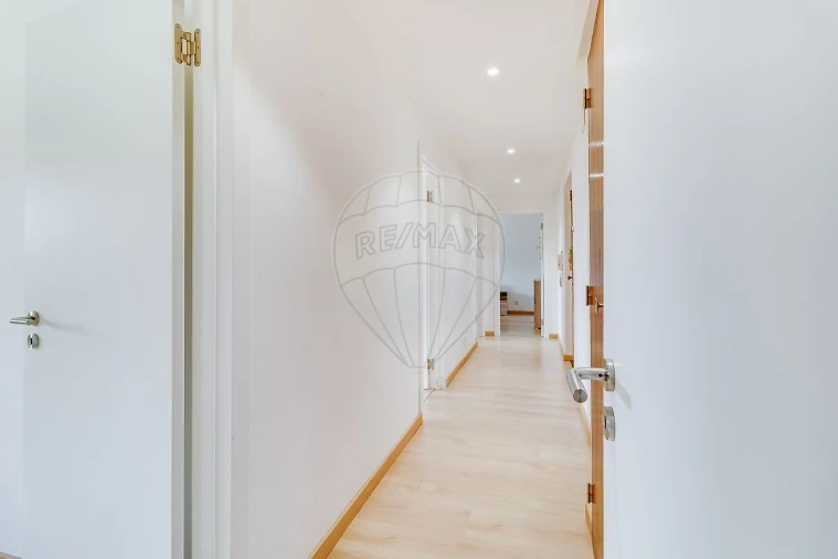 Apartamento T2 para Venda em Mina de Água Foto 2