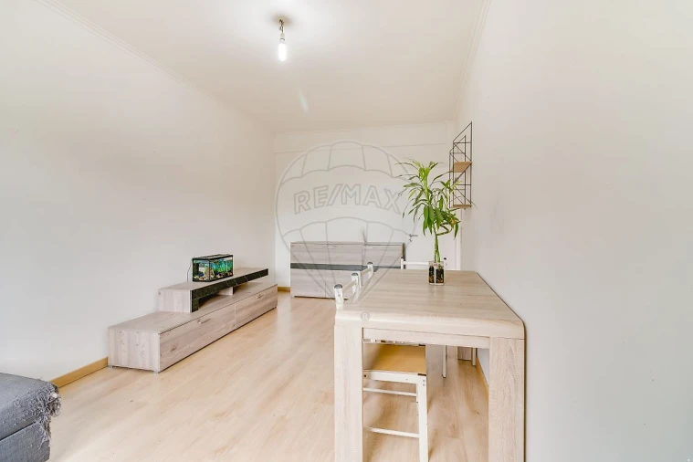 Apartamento T2 para Venda em Mina de Água Foto 10