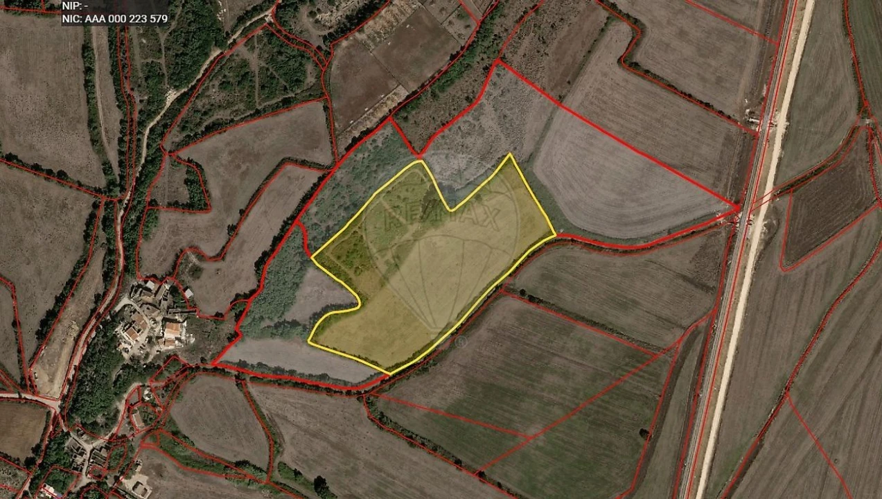 Terreno para Venda em Almargem do Bispo, Pêro Pinheiro e Montelavar Foto 1