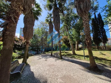 Apartamento T2 para Venda em Benfica