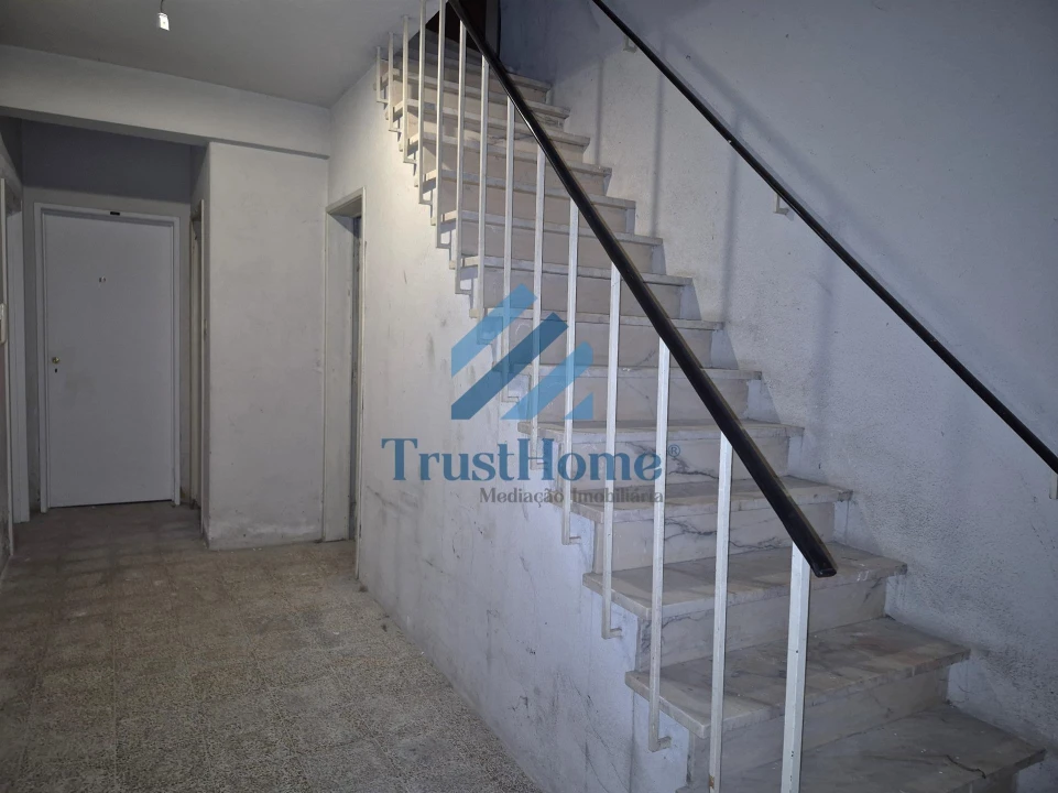 Apartamento T2 para Venda em Benfica Foto 26