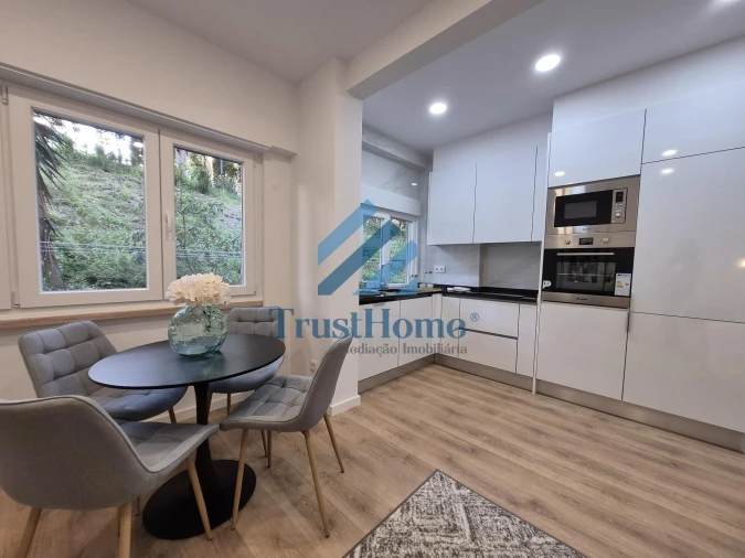 Apartamento T2 para Venda em Benfica Foto 7