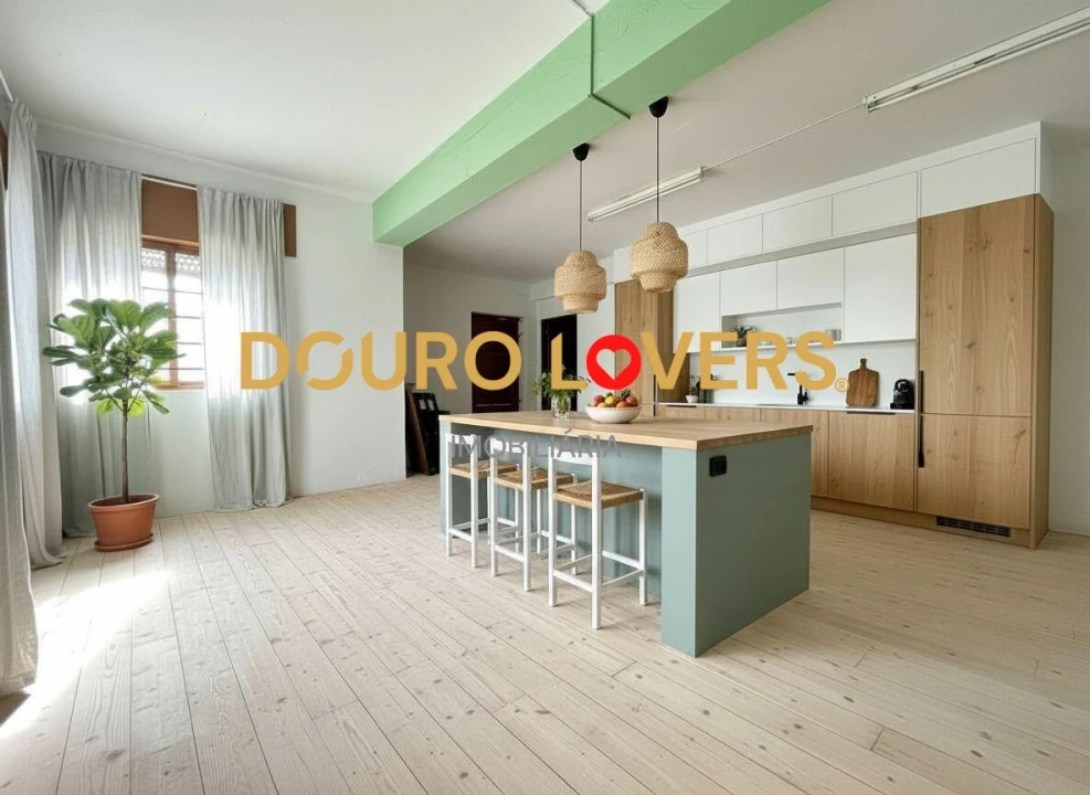 Armazém para Venda em Rio Tinto Foto 1