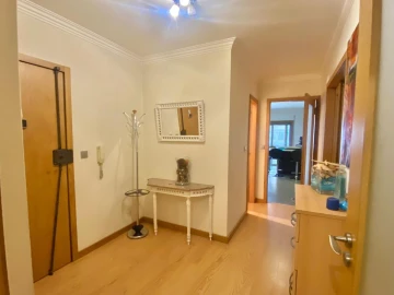 Apartamento T3 para Venda em Braga (Maximinos, Sé e Cividade)