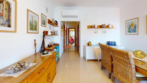 Apartamento T1 para Venda em Ferragudo