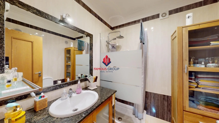 Apartamento T1 para Venda em Ferragudo Foto 15