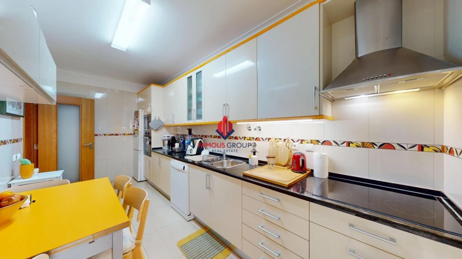 Apartamento T1 para Venda em Ferragudo Foto 8