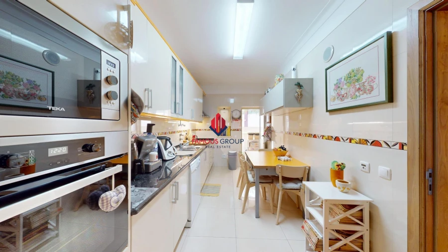 Apartamento T1 para Venda em Ferragudo Foto 9