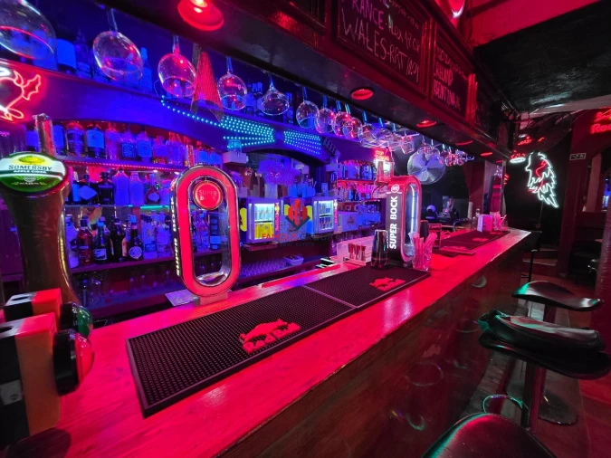 Prédio para Venda em Lagos (São Sebastião e Santa Maria) Foto 8