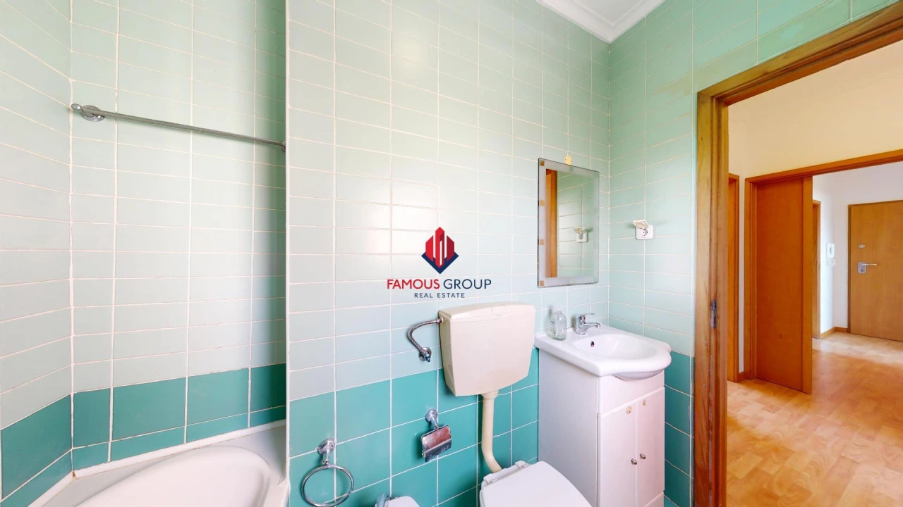 Apartamento T2 para Venda em Portimão Foto 15