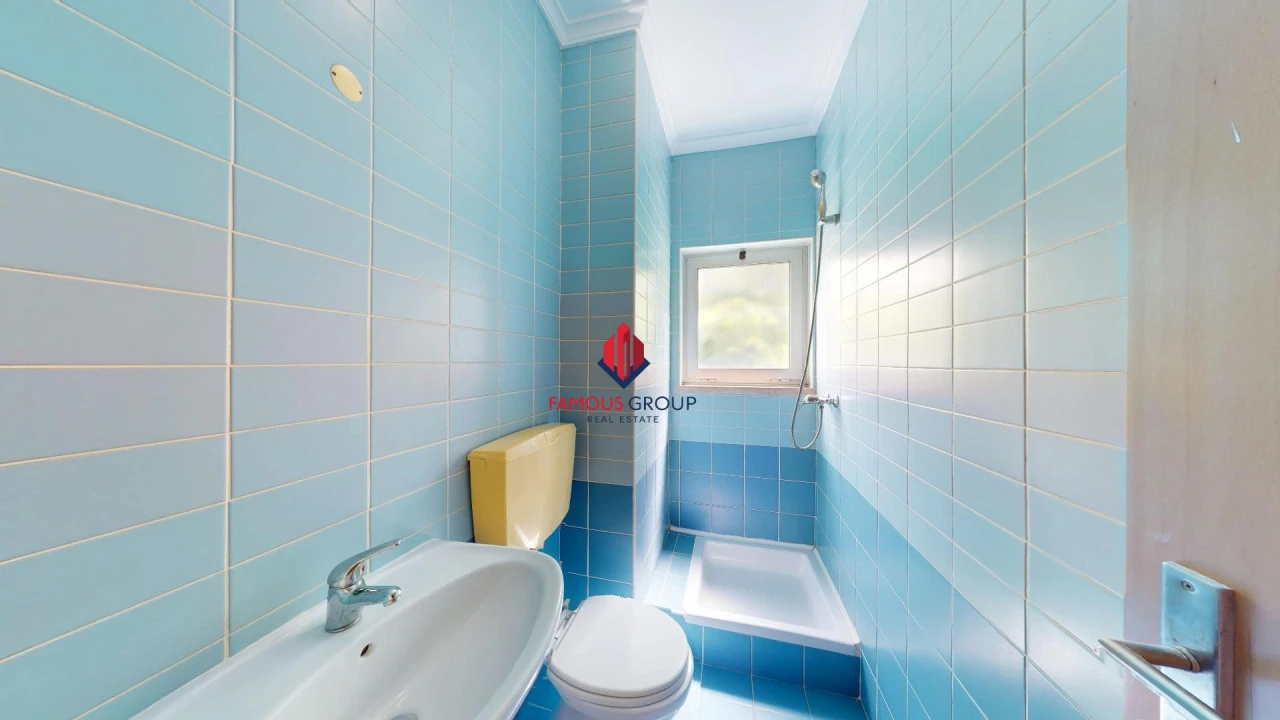 Apartamento T2 para Venda em Portimão Foto 17