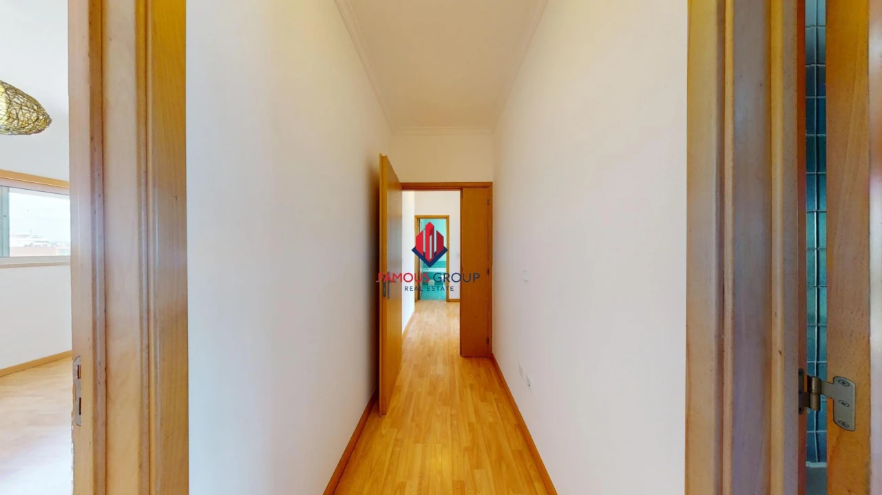 Apartamento T2 para Venda em Portimão Foto 23