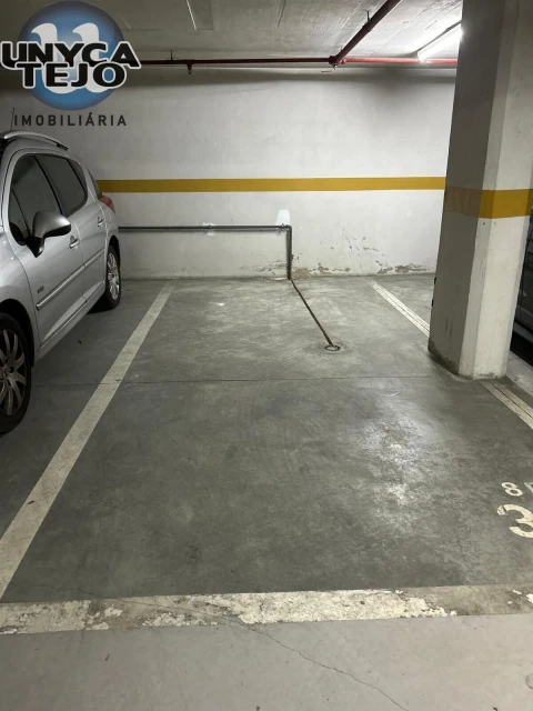 Escritório para Arrendamento em Santo António