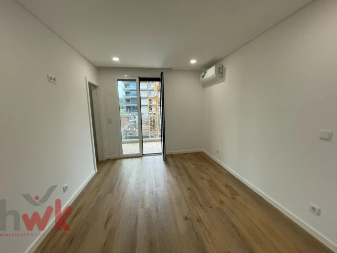 Apartamento T2 para Venda em Santo Antonio dos Olivais Foto 15