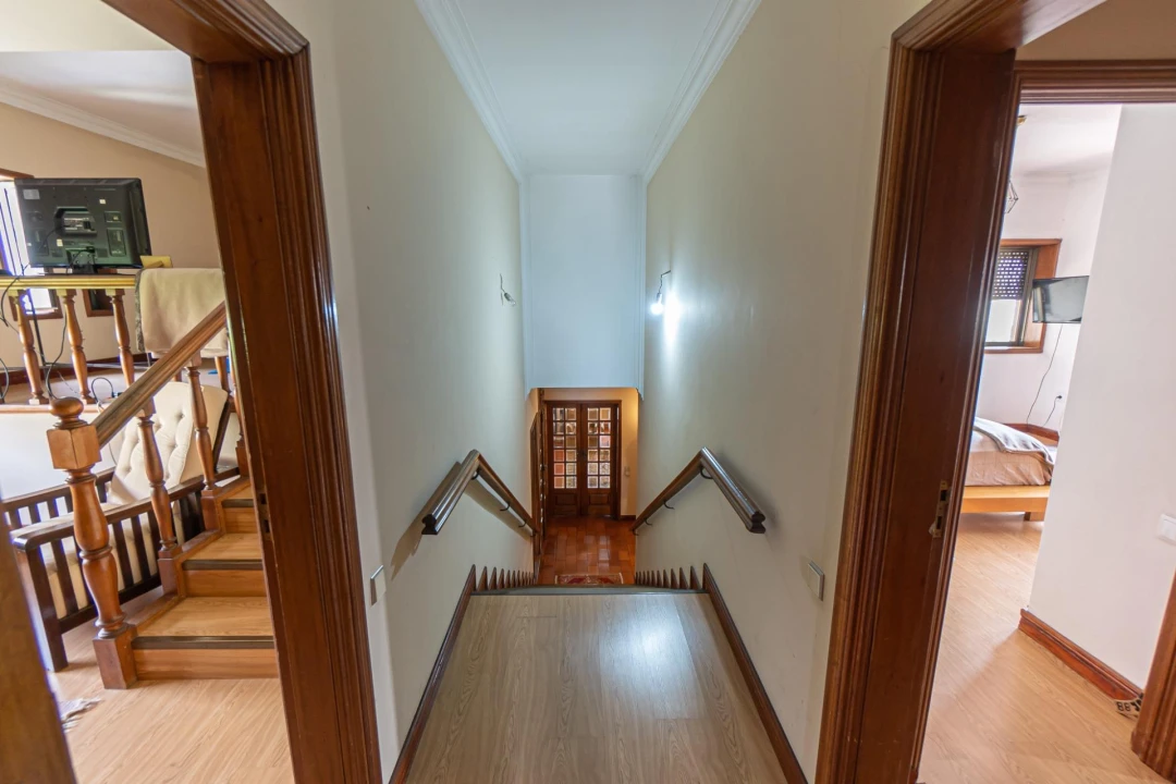 Moradia T5 para Venda em Freamunde Foto 40