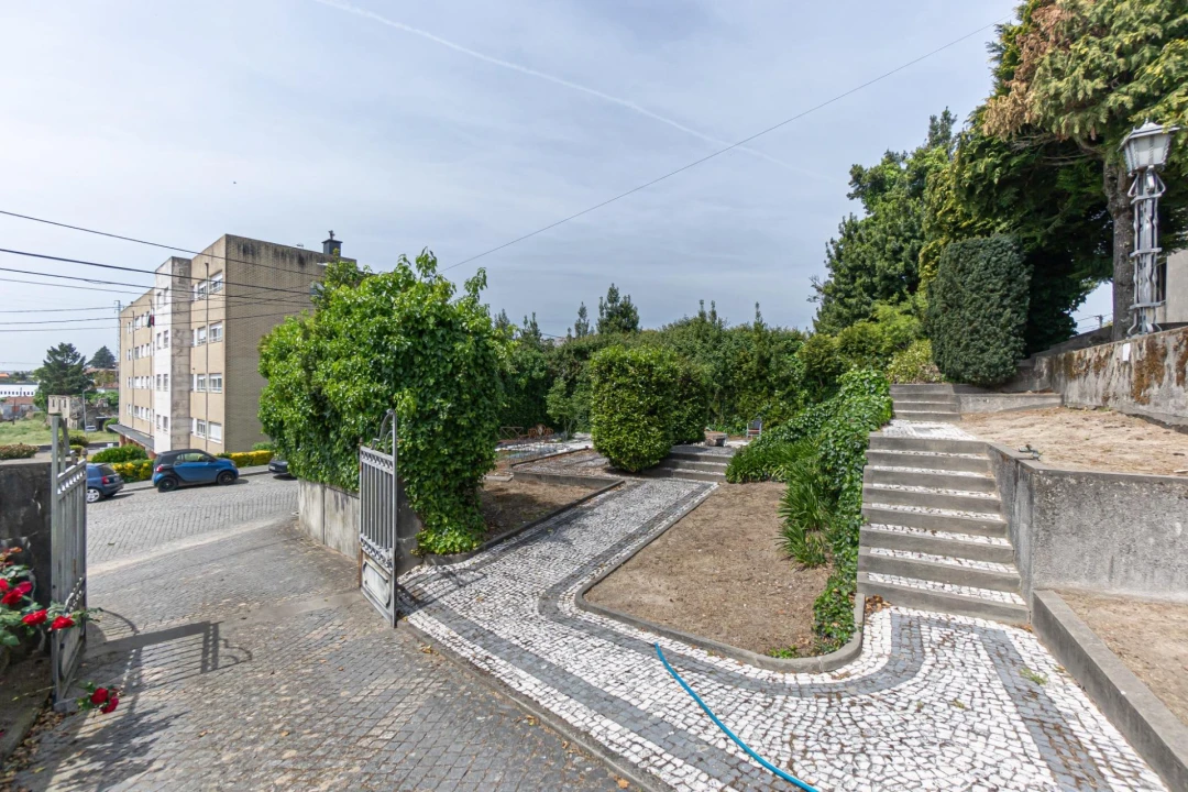 Moradia T5 para Venda em Freamunde Foto 5