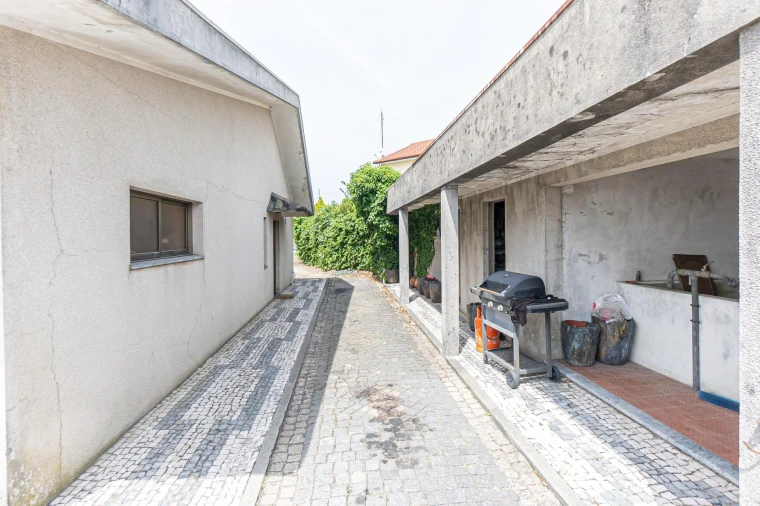 Moradia T5 para Venda em Freamunde Foto 50