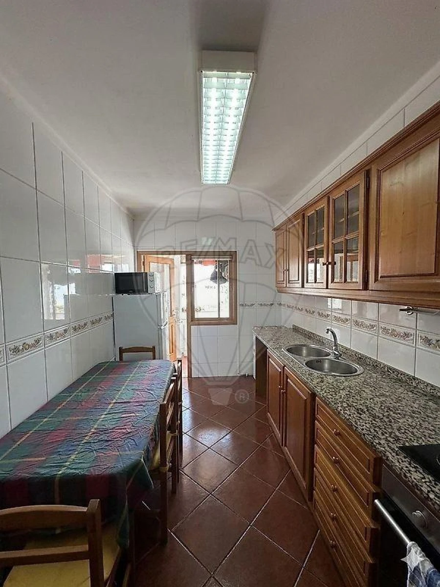 Apartamento T2 para Venda em Braga (Maximinos, Sé e Cividade) Foto 2