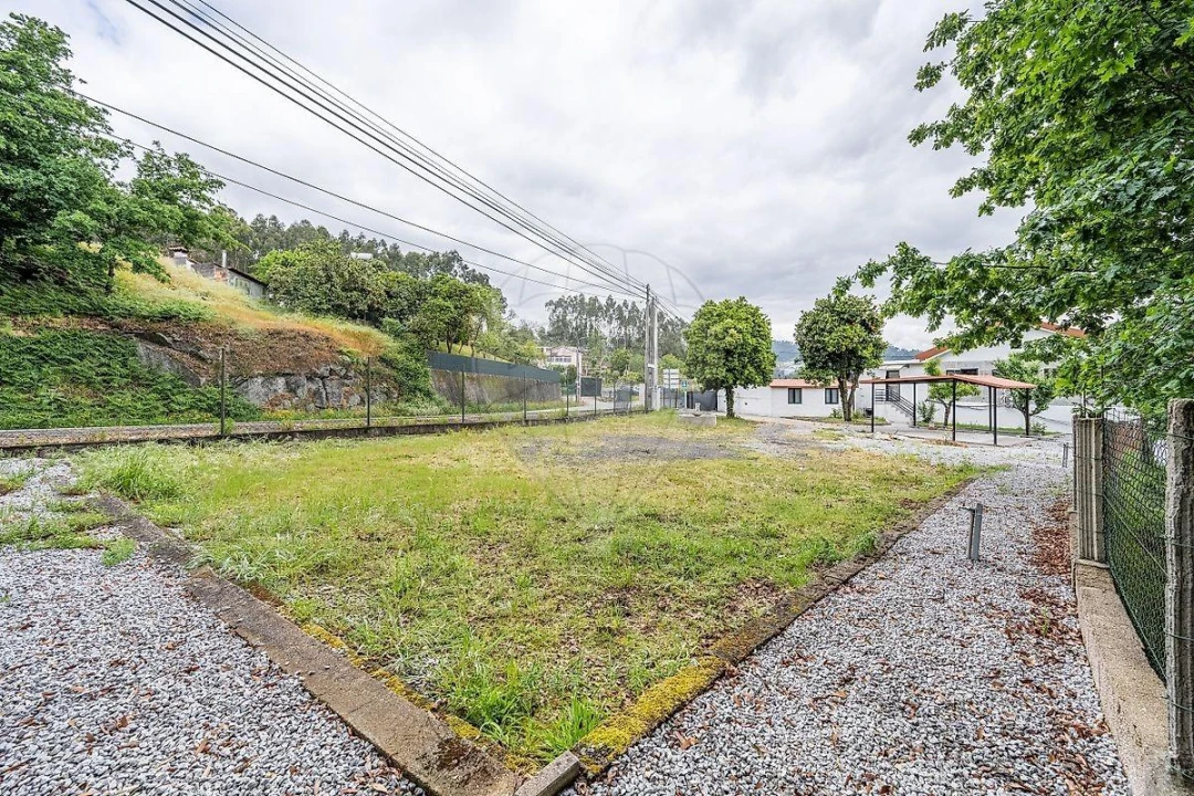 Moradia T3 para Venda em Vilela Foto 13