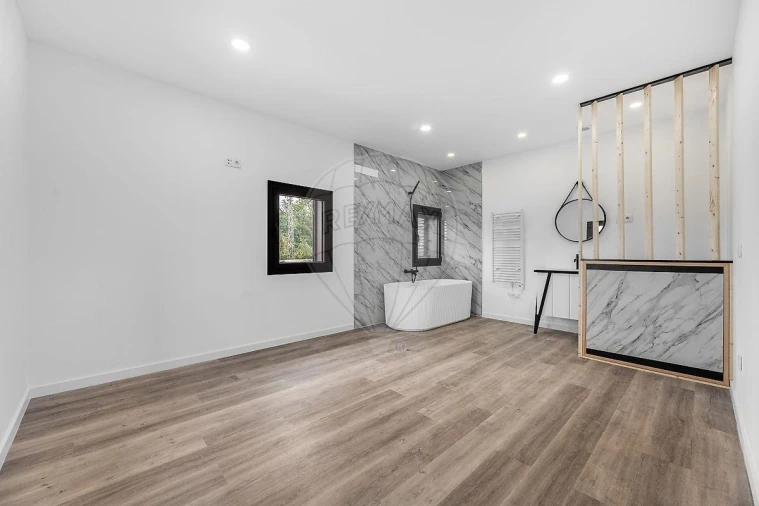 Moradia T3 para Venda em Vilela Foto 8