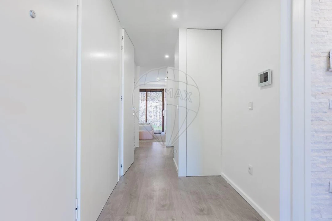 Apartamento T3 para Venda em Povoa de Lanhoso (N. Senhora do Amparo) Foto 8