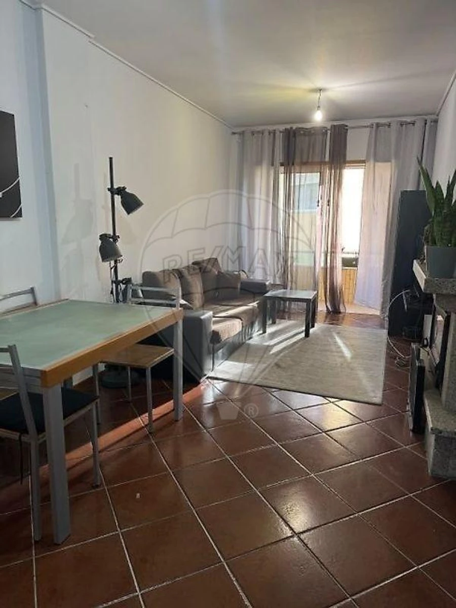 Apartamento T2 para Venda em Braga (Maximinos, Sé e Cividade) Foto 4