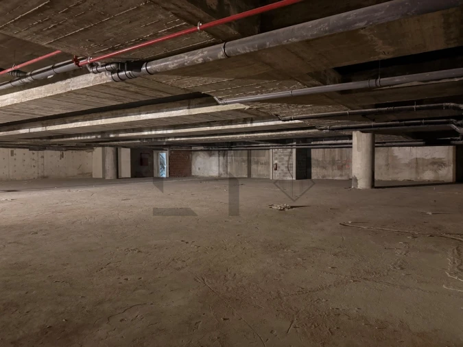 Loja para Arrendamento em Avenidas Novas Foto 9