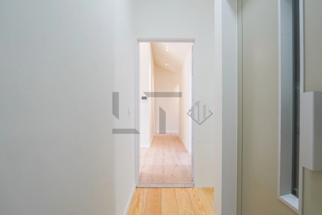 Apartamento T2 para Venda em São Domingos de Benfica Foto 8