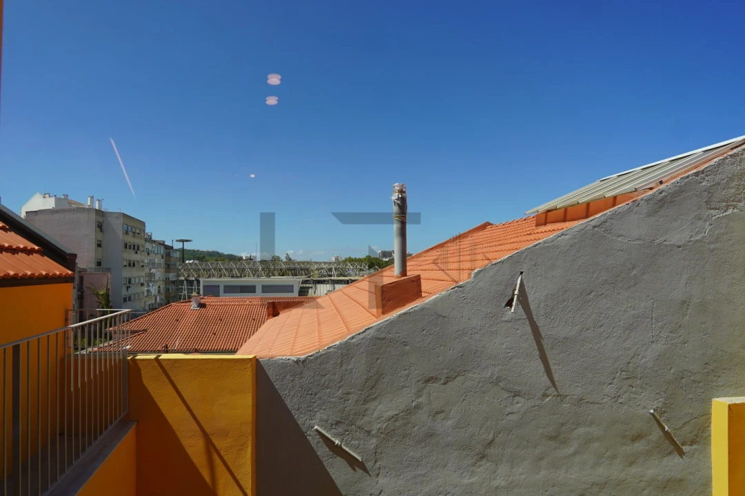 Apartamento T2 para Venda em São Domingos de Benfica Foto 13