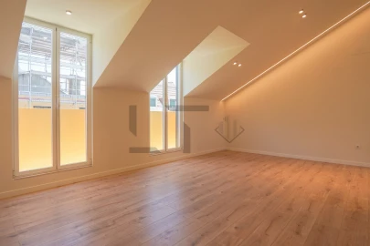 Apartamento T2 para Venda em São Domingos de Benfica