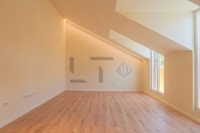 Apartamento T2 para Venda em São Domingos de Benfica